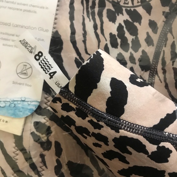 Billabong Surf Capsule Wetsuit Jacket Leopard US 4 - Picture 5 of 6